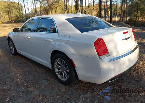 2018 Chrysler 300 Touring L из США, поврежденный, VIN 2C3CCAAG7JH275968